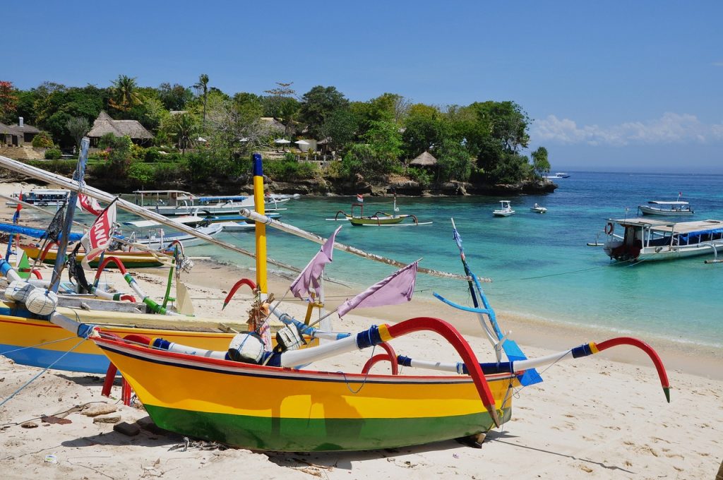 Explore destinos como as praias de Bali, sem esvaziar sua carteira - Viagens Econômicas e Inesquecíveis.